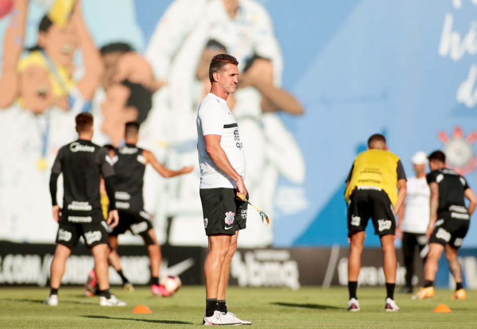 Vagner Mancini e o elenco do Corinthians terão problemas pela frente na temporada