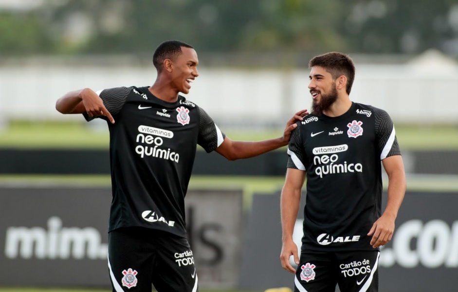 Cauê e Bruno Méndez devem ser titulares no jogo deste domingo, conta o Guarani