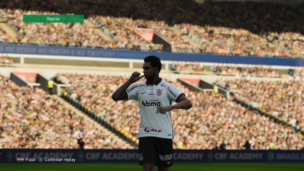 J� marcou o gol da vit�ria do Corinthians