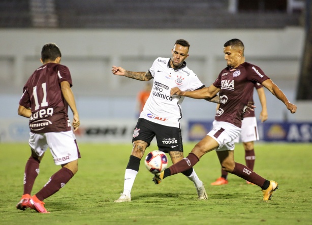 Corinthians perdeu para a Ferrovi�ria por 2 x 1
