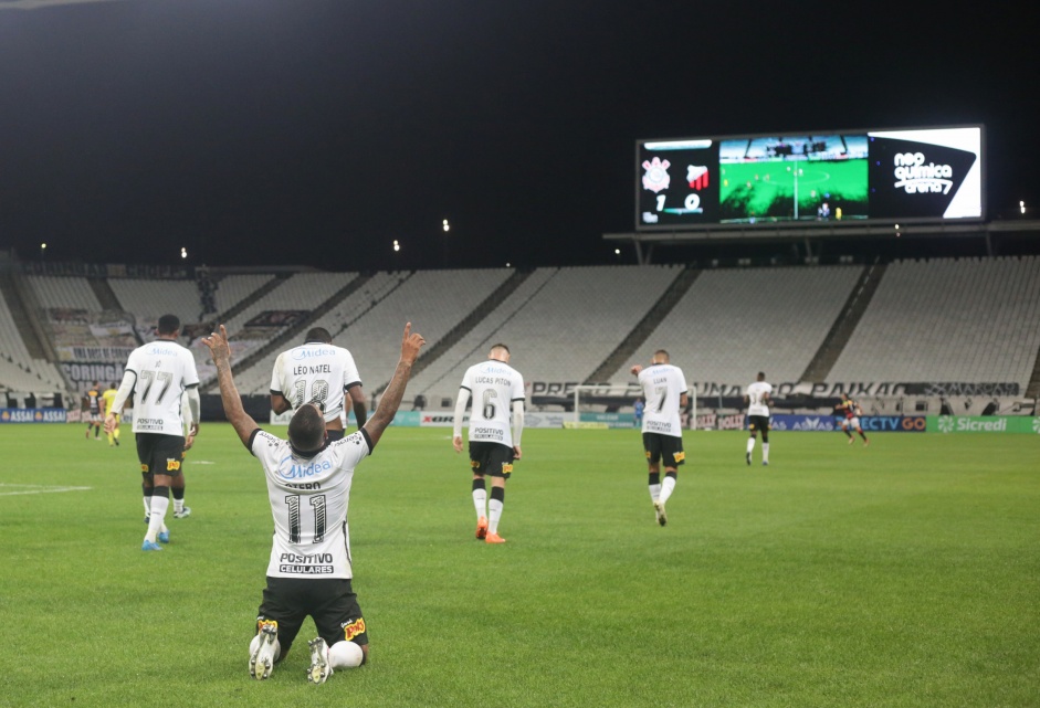 Corinthians abriu boa vantagem na liderança do Grupo A do Paulista