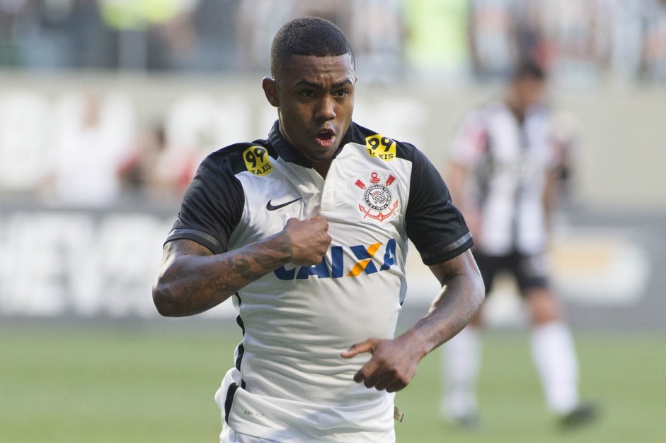 Malcom marcou dez gols pelo Corinthians, um deles contra o Altético-MG, fundamental para ajudar na conquista do Brasileirão 2015