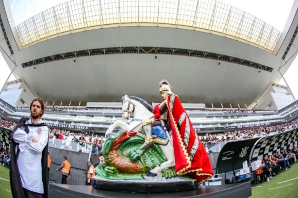 São Jorge tem relação histórica com o Corinthians