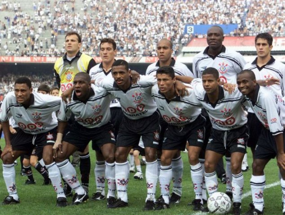 Corinthians e Pearol se enfrentaram na Copa Mercosul, em 1998