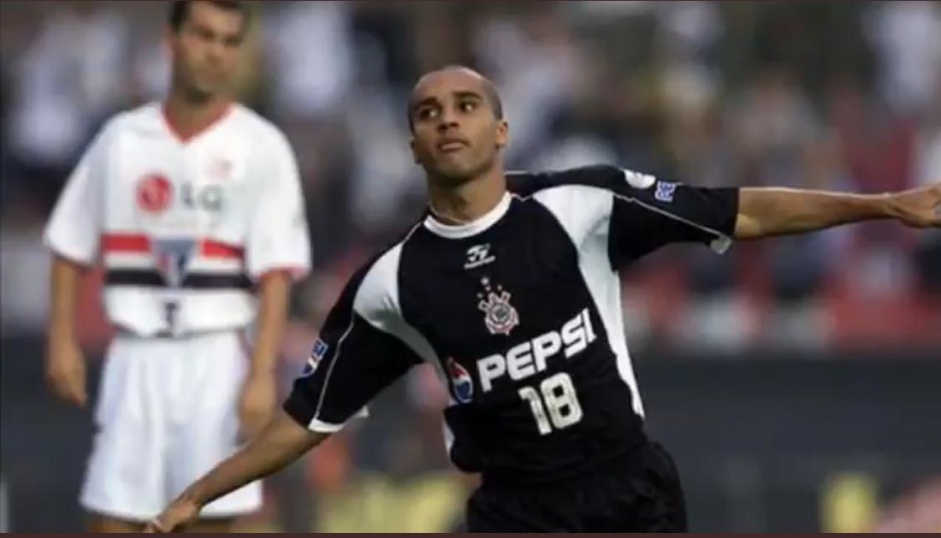 Corinthians foi campeo do Rio-So Paulo em cima do So Paulo em 2002