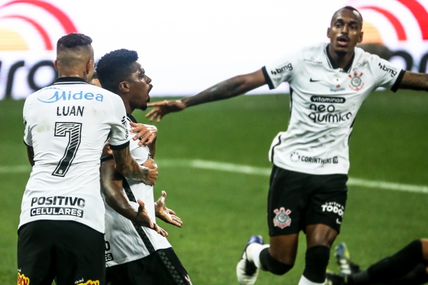 Jemerson anota dois gols em classifica��o do Corinthians no Campeonato Paulista