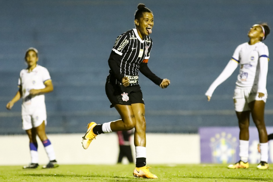 Grazi atingiu a marca de 100 jogos no Campeonato Brasileiro Feminino