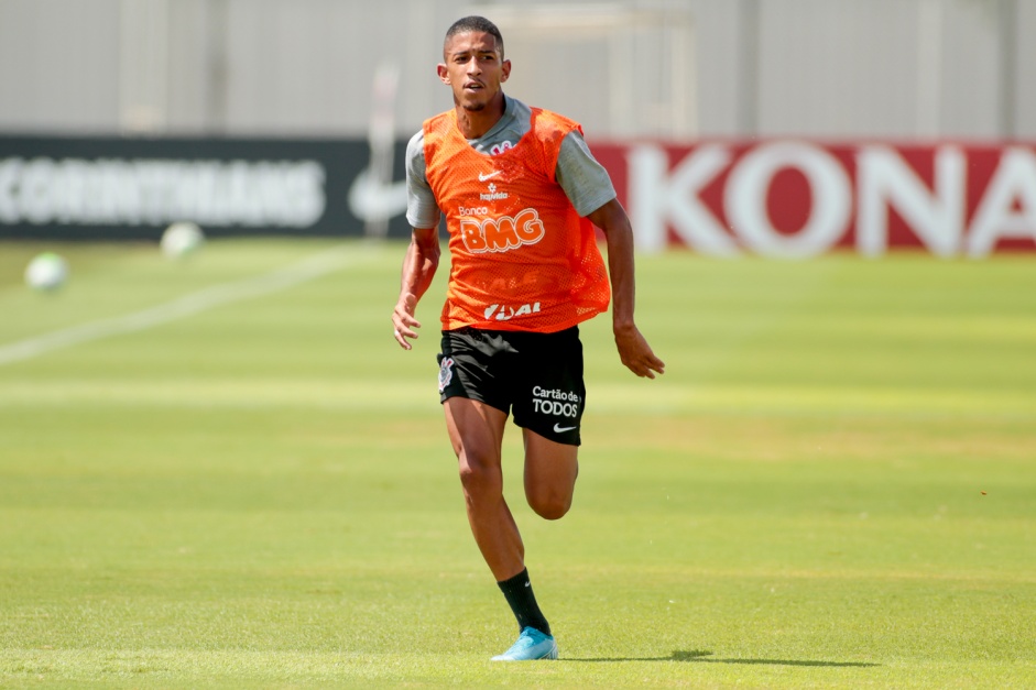 Igor Formiga chegou ao Parque São Jorge em 2018, vindo do Nova Iguaçu-RJ; lateral-direito tem contrato com o Corinthians até 16 de outubro de 2022