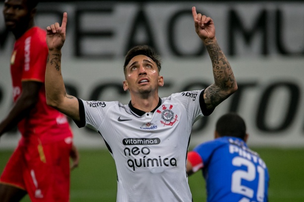Com dois gols na partida, Mosquito foi eleito o melhor do jogo nesta quinta-feira