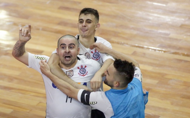 Vander foi refer�ncia do Corinthians por v�rios anos