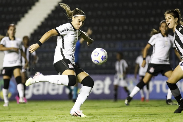 Corinthians tem melhor ataque do Campeonato Brasileiro Feminino; Crivelari empata como artilheira at� o momento