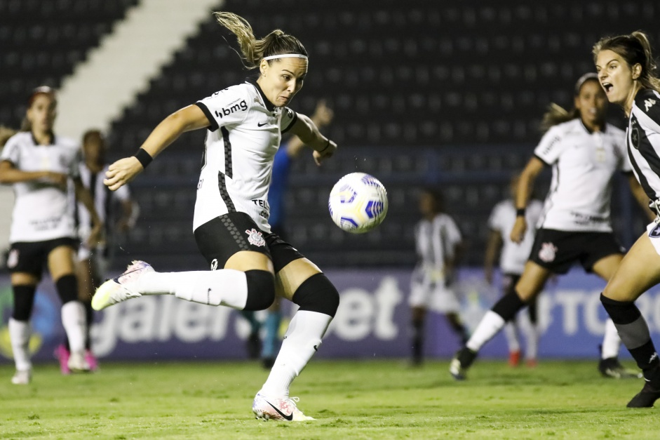 Corinthians tem melhor ataque do Campeonato Brasileiro Feminino; Crivelari empata como artilheira at o momento