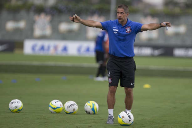 Sylvinho � o novo t�cnico do Corinthians; �ltimos detalhes foram definidos durante a tarde deste domingo