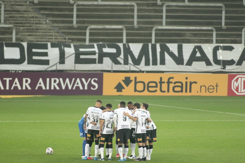 Corinthians ficou em segundo lugar na fase de grupos e se despediu da Sul-Americana