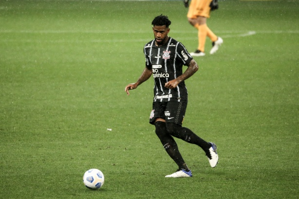 Duelo entre Corinthians e Atl�tico-GO ficou cinco minutos fora do ar