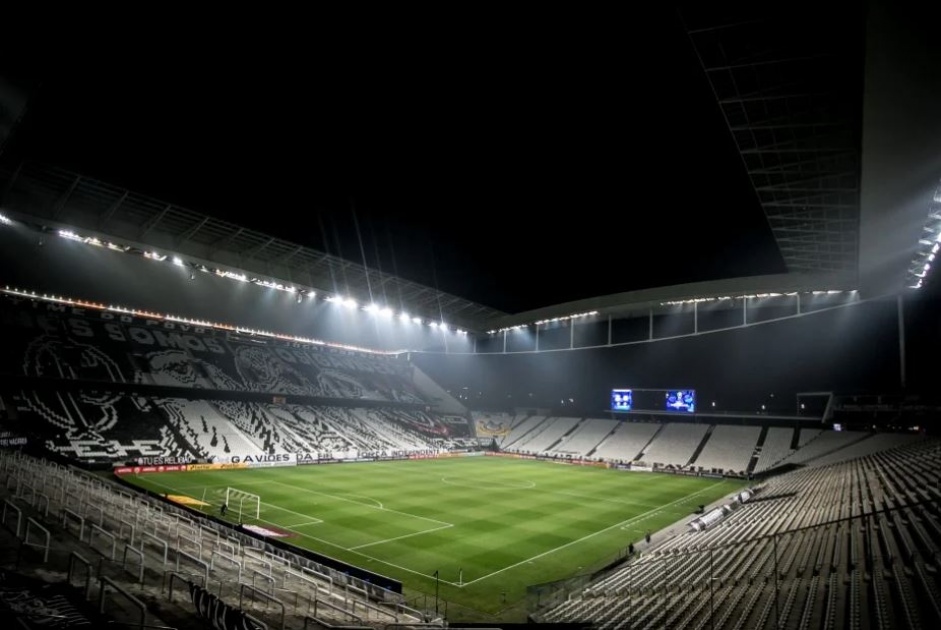 Torcedores do Corinthians pedem  diretoria e clube para no aceitar Neo Qumica Arena como sede da Copa Amrica 2021