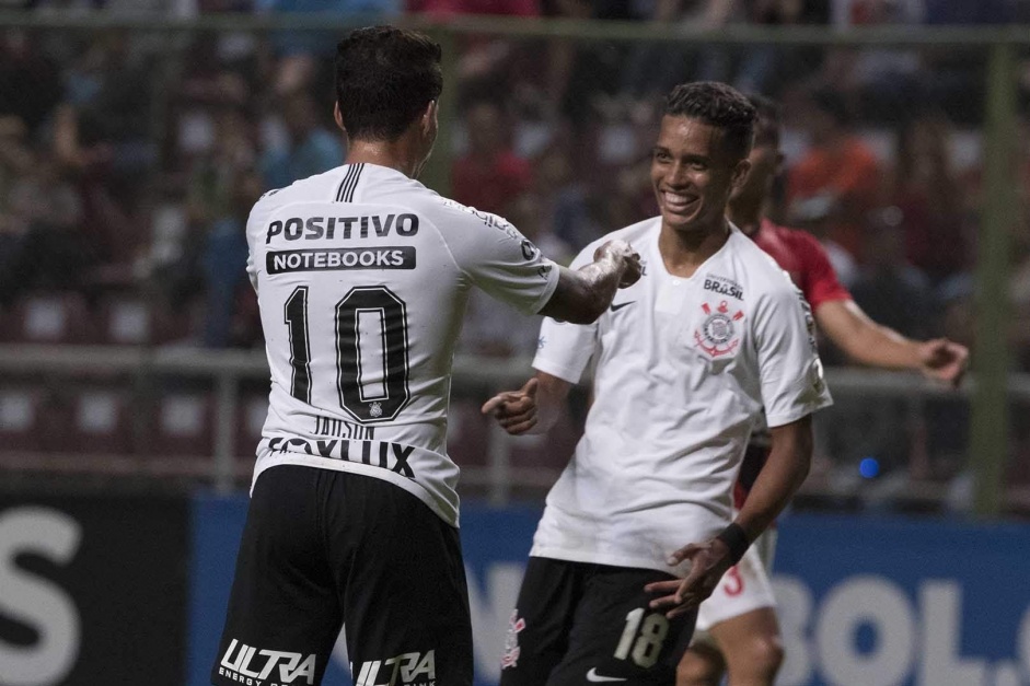 Jadson e Pedrinho em 2018 pelo Corinthians
