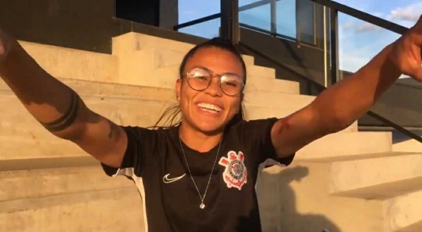 Miri� respondeu algumas perguntas feitas por torcedores do Corinthians