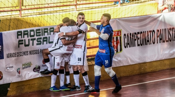 Rodada do Campeonato Paulista de Futsal acontece no Ginásio de