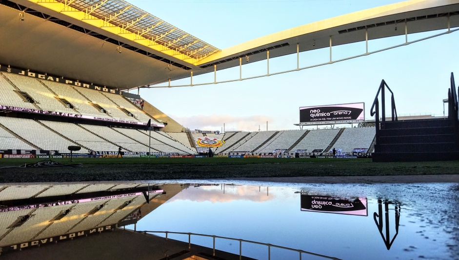 Transmisses de jogos do Corinthians na Neo Qumica Arena poderiam ser negociados