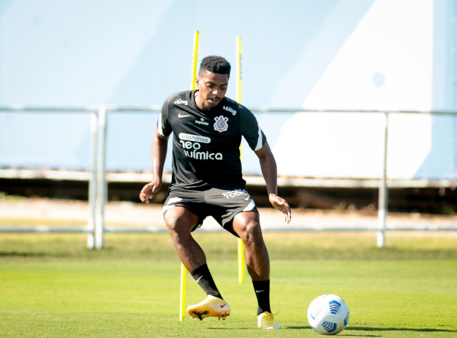Jemerson fica sem contrato com o Corinthians no dia 30 de junho; zagueiro prioriza a volta ao exterior