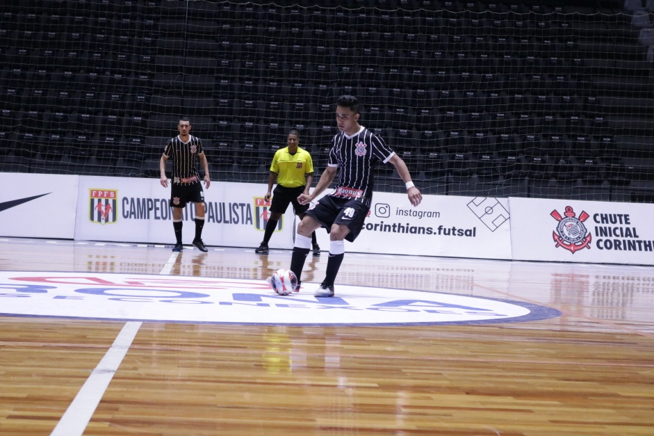 Corinthians marcou sete gols na estreia do Paulista Sub-20 de Futsal