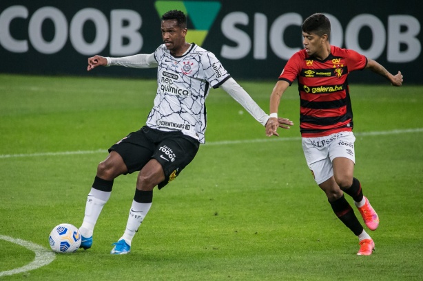 J�, em a��o contra o Sport
