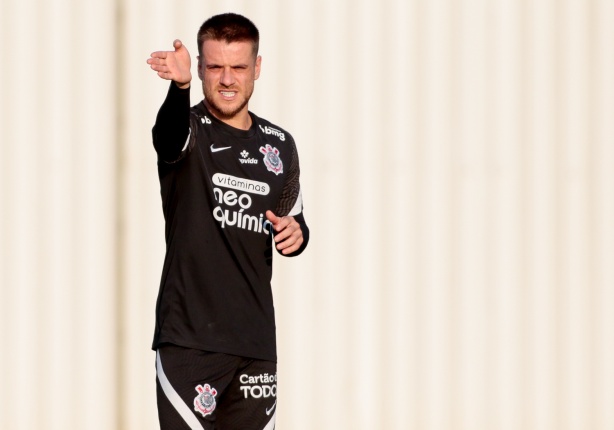 Ramiro não deve entrar mais em campo pelo Corinthians; empréstimo do jogador ao Al Wasl tem início em julho
