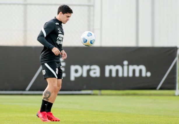 Fagner contou sobre a prepara��o do Corinthians para o jogo de quinta
