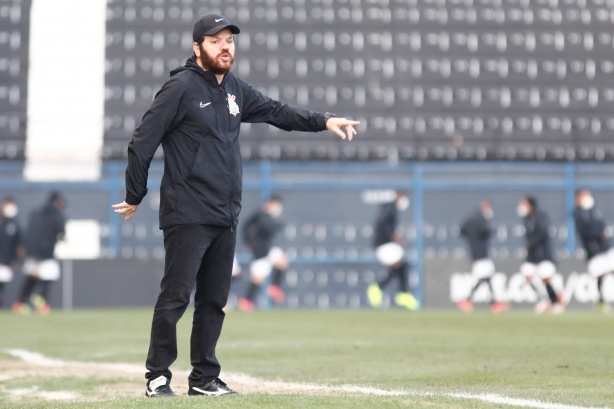 Corinthians foi goleado pelo Vasco no Brasileirão Sub-20