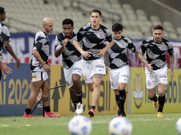 Corinthians inicia nova semana de treinamentos nesta segunda-feira