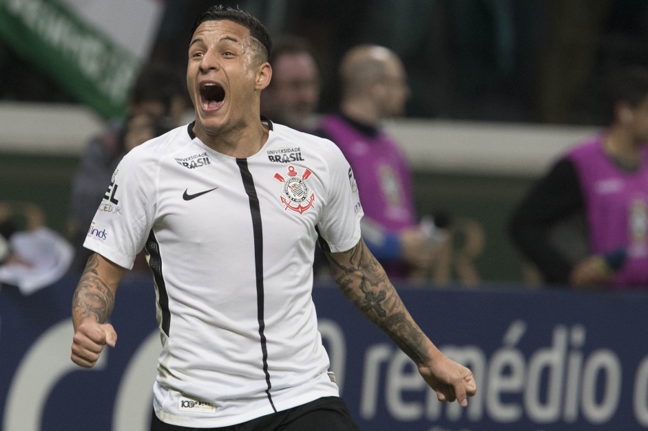 Guilherme Arana foi destaque na vitria do Corinthians por 2 a 0 sobre o Palmeiras dentro do Allianz Parque