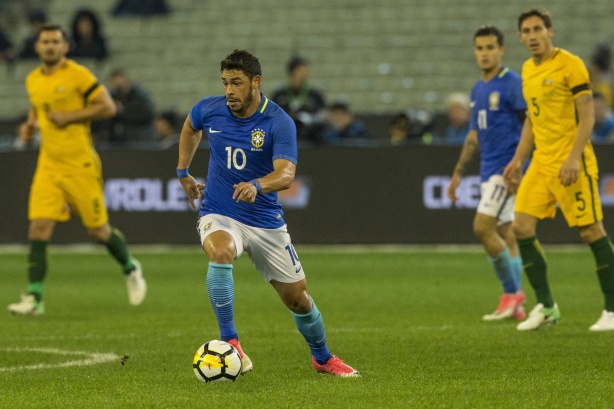 Giuliano já foi até camisa 10 da Seleção Brasileira