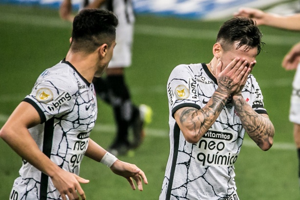 Corinthians foi derrotado na Neo Química Arena