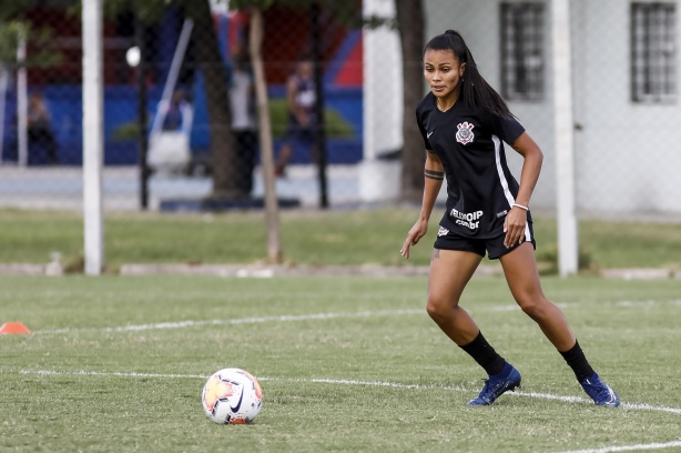Miriã voltou a trinar com bola nesta semana