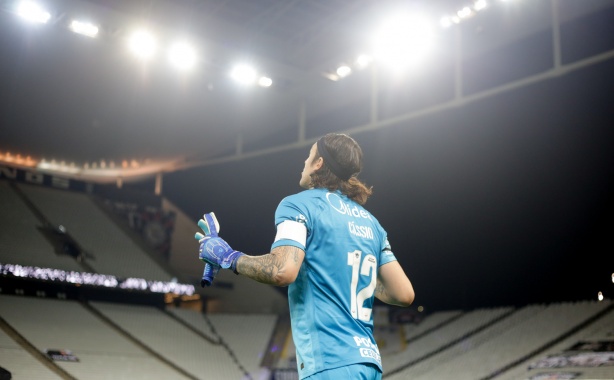 Goleiro Cássio pode se estabelecer como líder isolado em "clean sheets", número de jogos sem sofrer gols