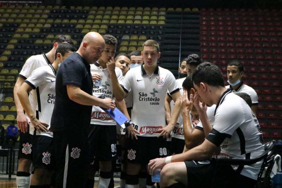 Corinthians venceu o Osasco no Paulisto Sub-20 de Futsal