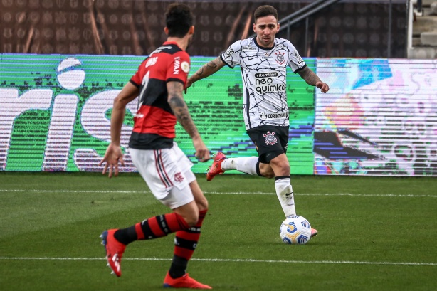 Mosquito foi eleito o melhor em campo pela torcida do Corinthians