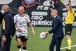 Sylvinho analisa falhas ofensivas e defensivas do Corinthians e v� time 'ap�tico' contra o Flamengo