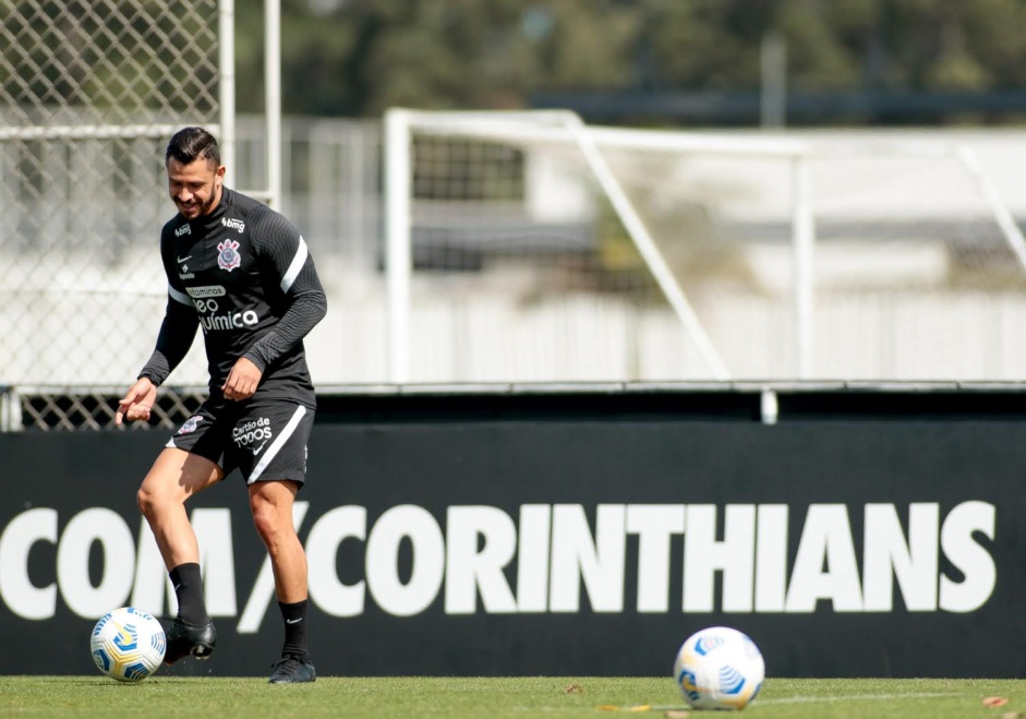 Giuliano falou sobre a expectativa por sua estreia pelo Corinthians