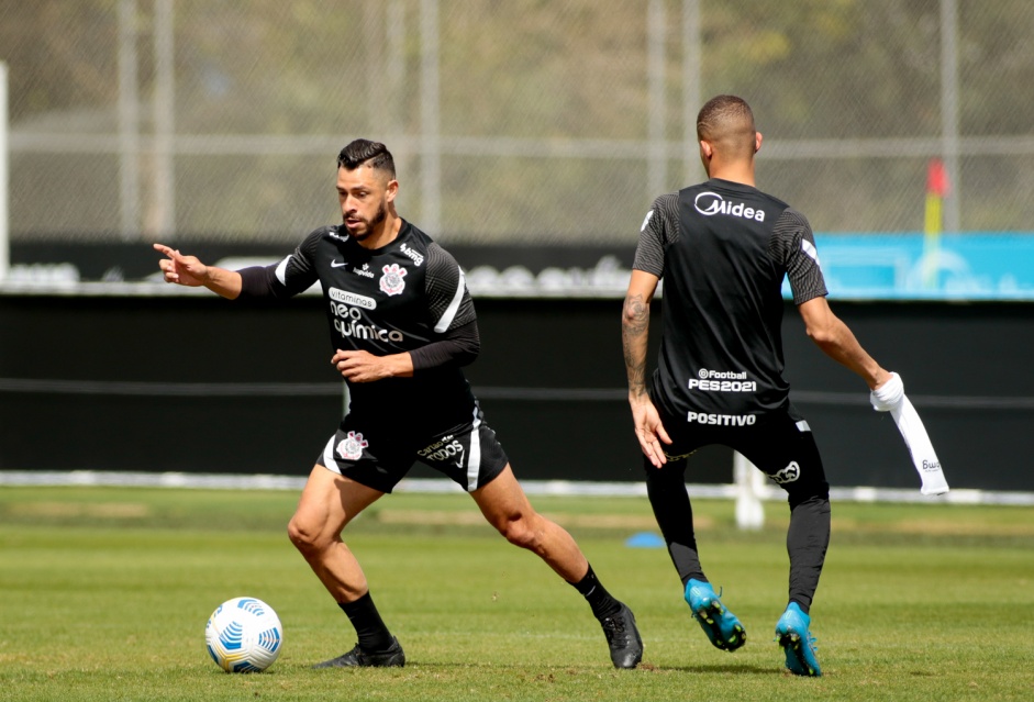 Giuliano quer fazer a sua estreia pelo Corinthians