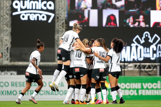 Corinthians decidir� a vaga na semifinal do Campeonato Brasileiro contra o Ava�/KIndermann, contra quem fez a final da �ltima edi��o