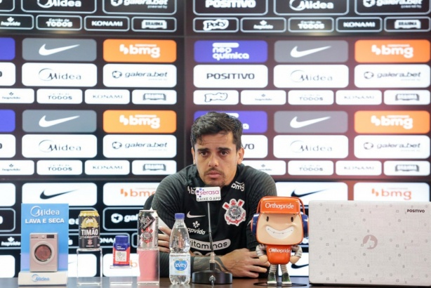 Fagner concedeu coletiva nesta sexta-feira