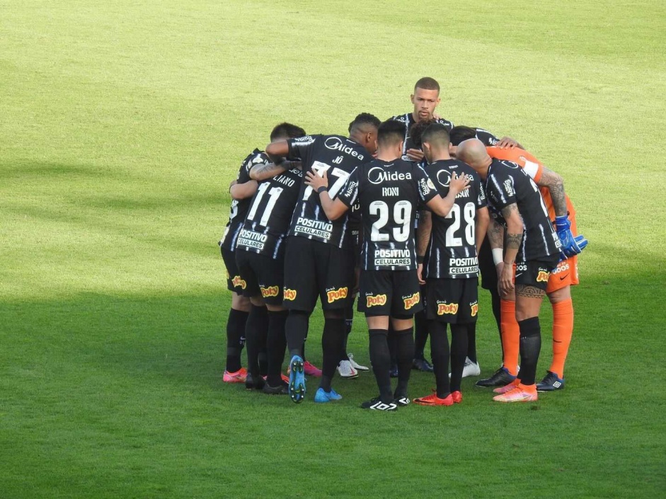 Corinthians empatou com o Santos neste domingo