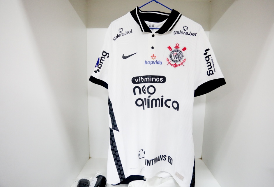 Hapvida, operadora de saúde, deixará de ocupar a parte frontal superior da camisa de jogo do Corinthians