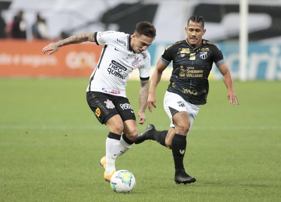Corinthians enfrenta o Cear neste domingo