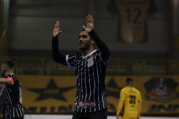 Corinthians traz de volta o melhor jogador da LIGA FUTSAL. - Nova