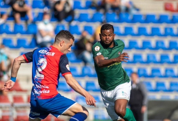 Nathan Palafoz tem 22 anos e retornou ao clube espanhol por empr�stimo