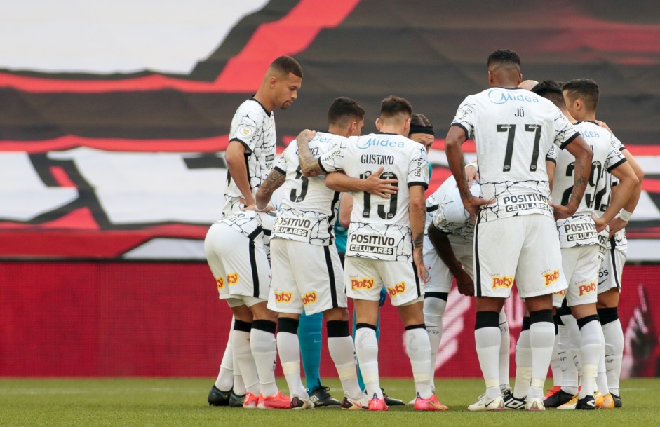 Casagrande v Corinthians brigando por Libertadores aps melhora no campeonato