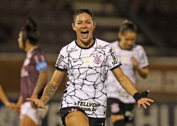 Corinthians vence Ferroviária e leva o Brasileiro Feminino pela 5ª
